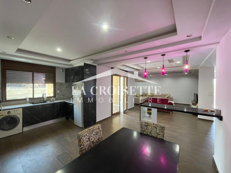 Etage de villa avec terrasse S+3 meublé à La Marsa